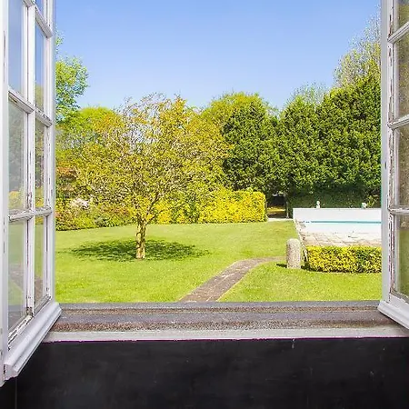 Apartmán Manor Pool House